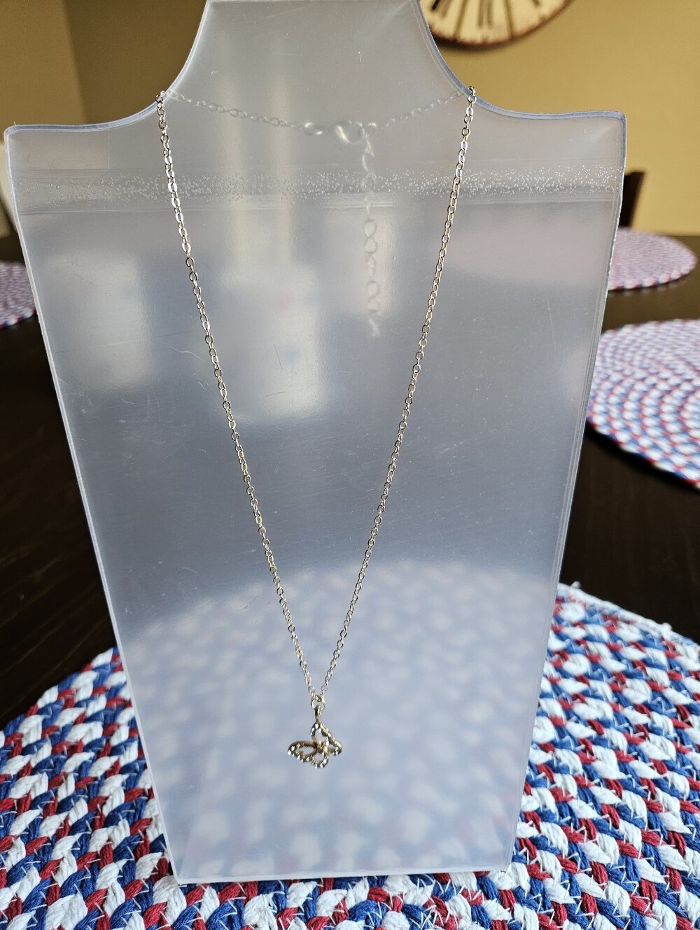 NEW ☆ Dainty Butterfly Necklace, PRETTY!